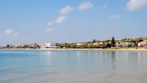 Отель Hotel Acquamarina  Донналуката